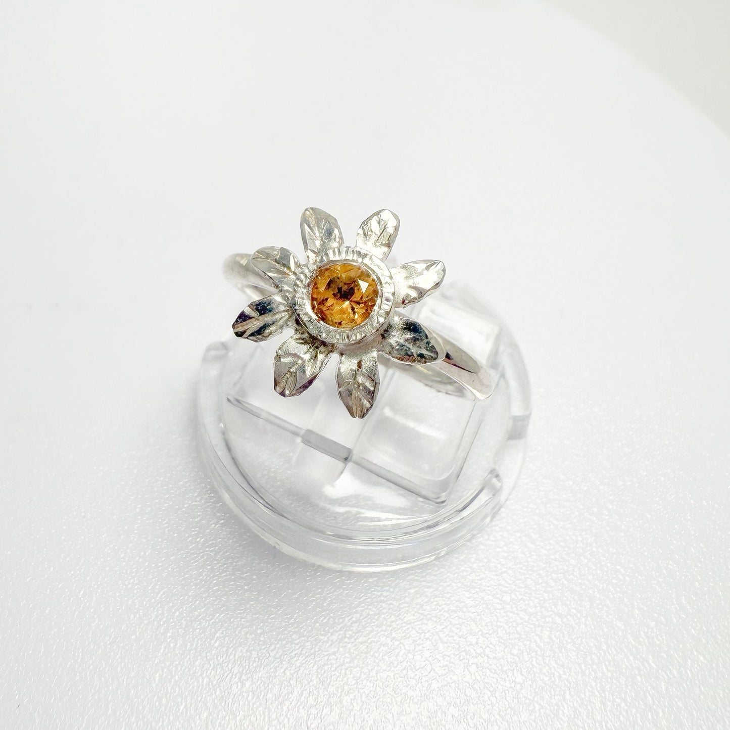 Anillo Flor de Citrino