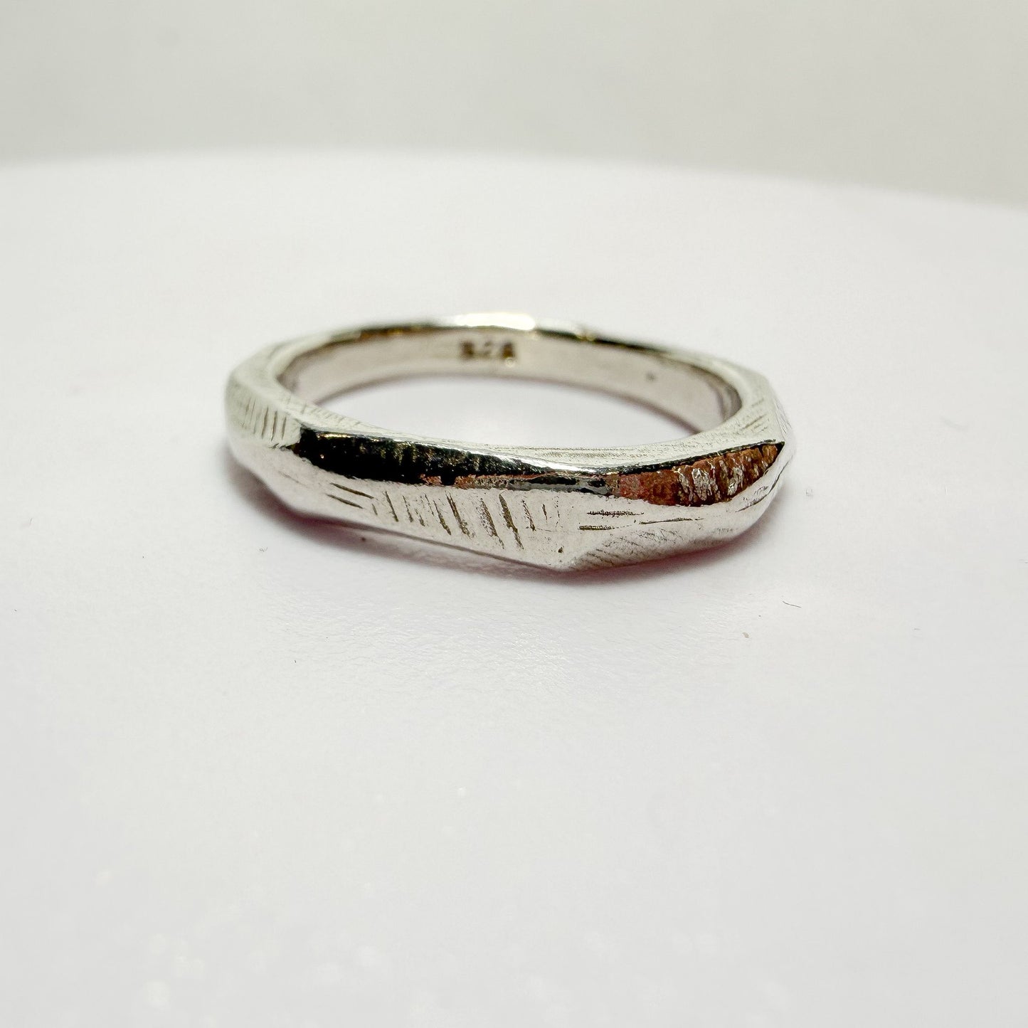 Anillo Línea firme