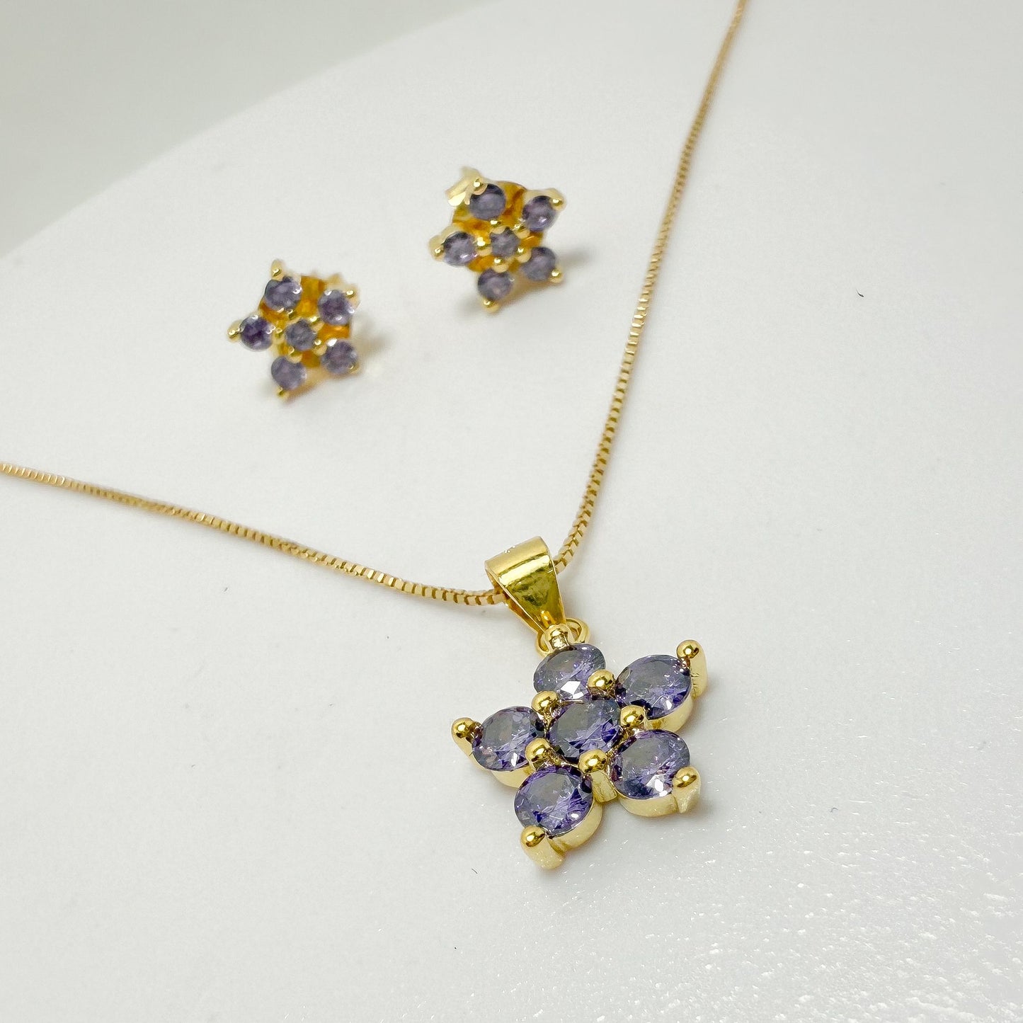 Pendientes Morado Boreal